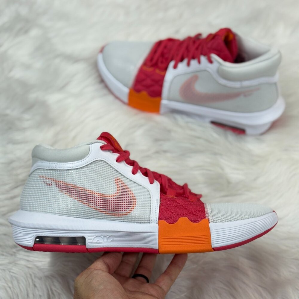Nike LeBron Witness 8 Dunkin Donuts Mens Basketball Shoes FB2239-104 NEW Sz 11